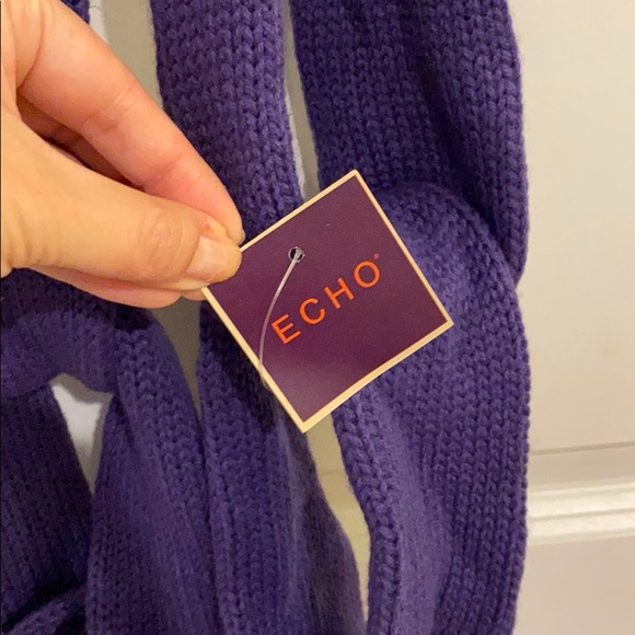 Purple knit "chain" scarf. NWT! - Picture 3 of 3